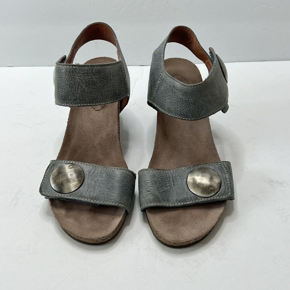 Taos 36 US 6 Blue Leather Carousel Wedge Sandals Hook Loop Straps Comfort - Picture 2 of 6
